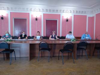 Вячеслав Доронин и Владимир Дмитриев приняли участие в обсуждении организации горячего питания в школах Заводского района
